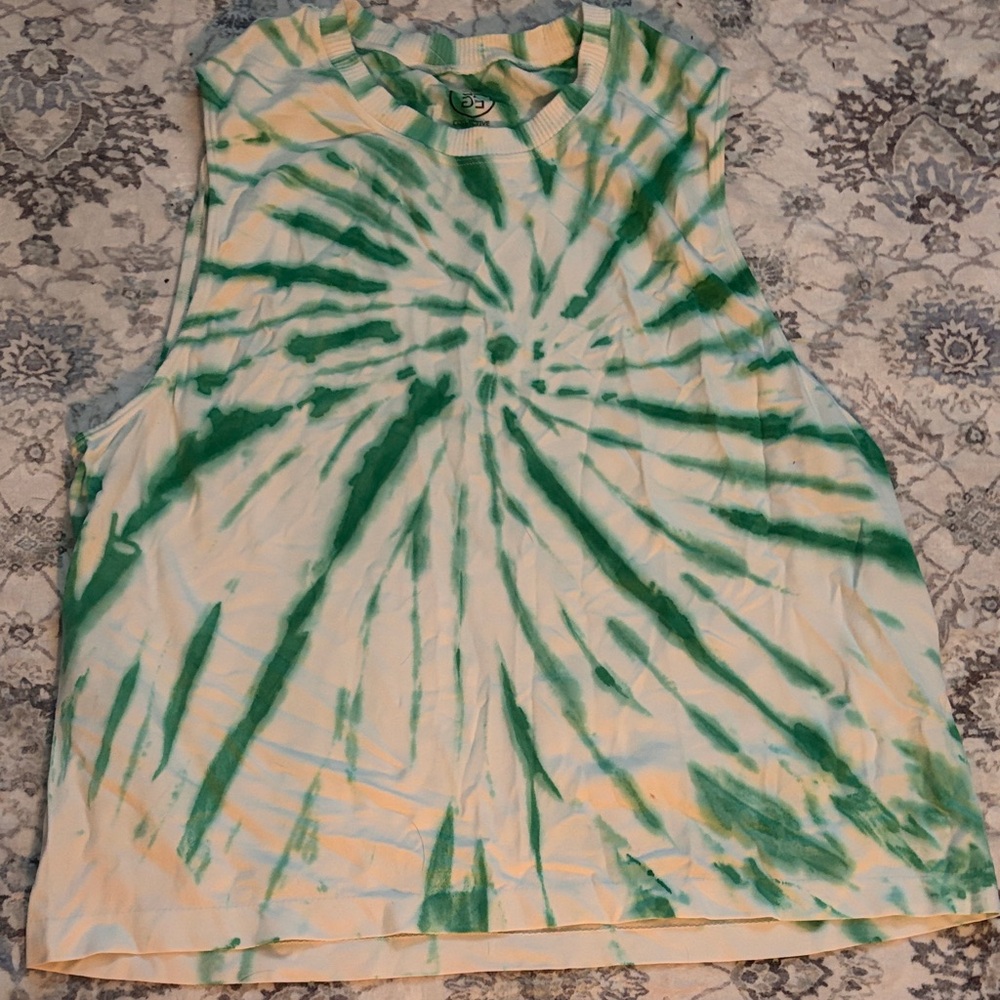 Tie-Dye Sleeveless Tank Top in Green and Cream